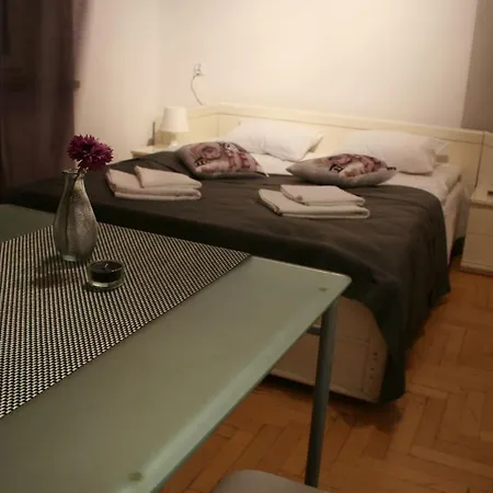 Zelazna * Warsaw